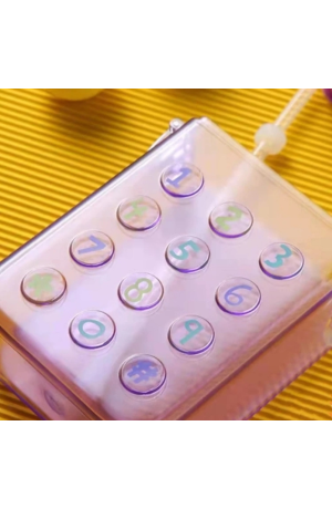 Garrafa Lilás de Plástico 