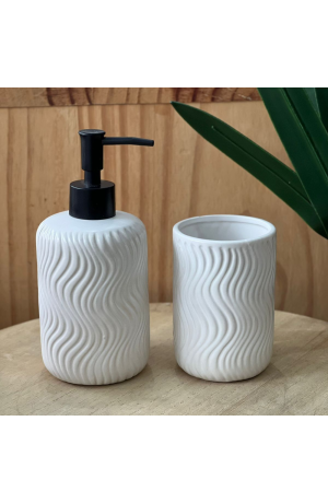 Kit de Banheiro Branco com Tampa Preta - 2 Peças (450ml)