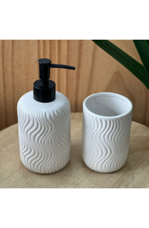 Kit de Banheiro Branco com Tampa Preta - 2 Peças (450ml)